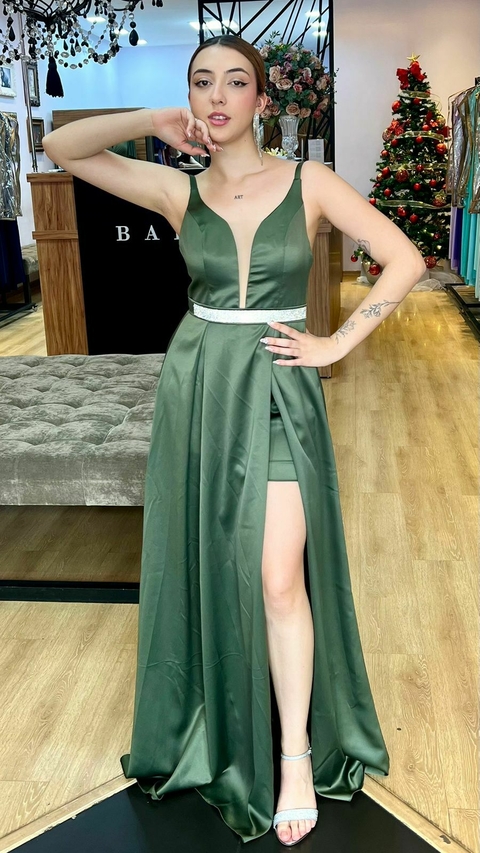 Vestido em Crepe Satine Kate Verde Oliva + Cinto Strass (Cinto Removíveis)