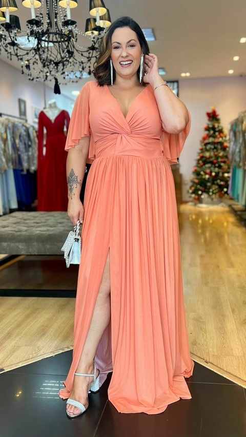 Vestido em tule Giah Coral Plus