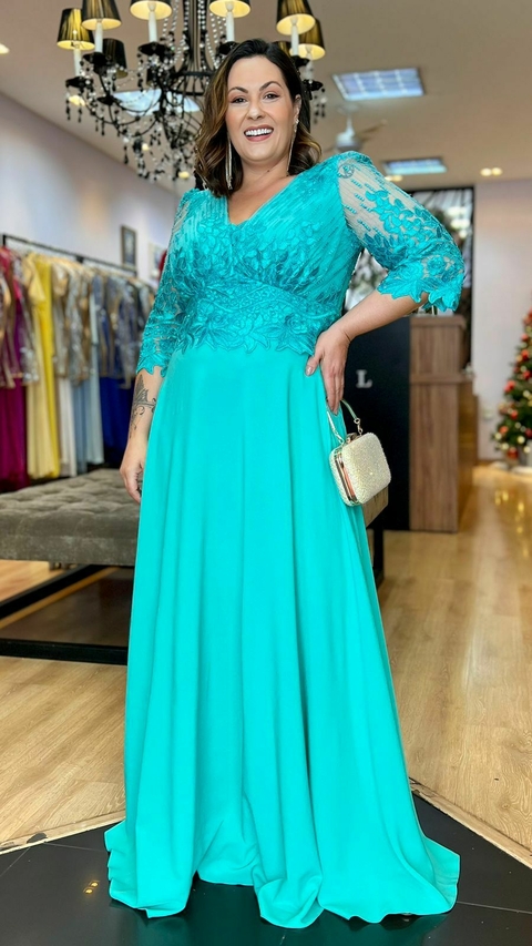 Vestido em Tule Bordado Antônia Verde escuro Plus