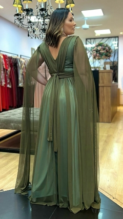 Vestido em Tule Angelina Verde Oliva Escuro Plus (Capa e Faixa Cintura Removivel) - loja online