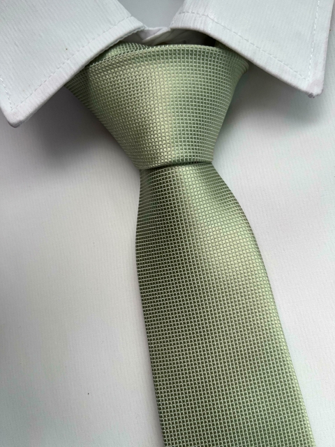 Gravata Semi Slim Verde Oliva Claro - comprar online