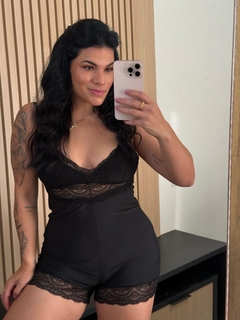 Macaquinho Rendado Preto - comprar online