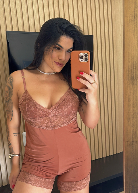 Macaquinho Rendado Cappuccino - comprar online