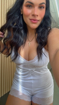 Macaquinho Rendado Branco na internet