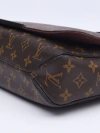 Louis Vuitton Monogram Canvas District PM - comprar online