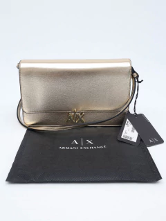 Bolsa Armani Exchange Dourada na internet