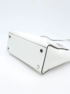 Bolsa Michael Kors Selma na internet