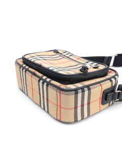 Bolsa Burberry Paddy Messenger - Paris Brechó