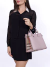Bolsa Burberry Banner Tote Pale Orchid - Paris Brechó