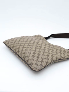 Bolsa Gucci Messenger GG Supreme - Paris Brechó