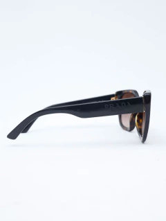 Óculos de Sol Prada SPR 24X - Paris Brechó