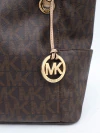 Bolsa Michael Kors Jet Set Monograma na internet