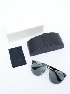 Óculos Prada SPR53U - comprar online