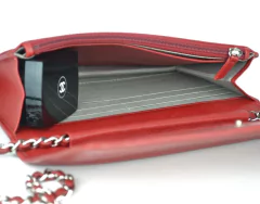 Chanel WOC Red Camélia na internet