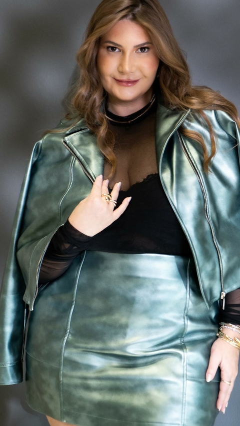 SHORTS SAIA CORINO VERDE METALIZADA 230404 - comprar online