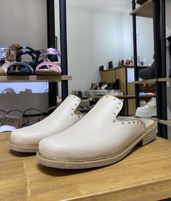 Imagen de Mules Flora Beige