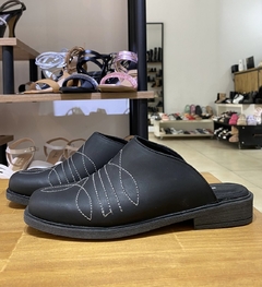 Mules Aurora Negros - comprar online