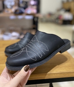 Mules Aurora Negros en internet