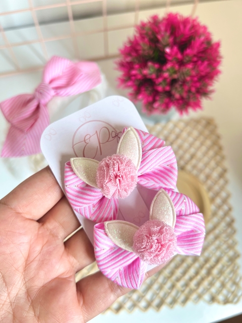 Laço Catarina orelhinha e pompom