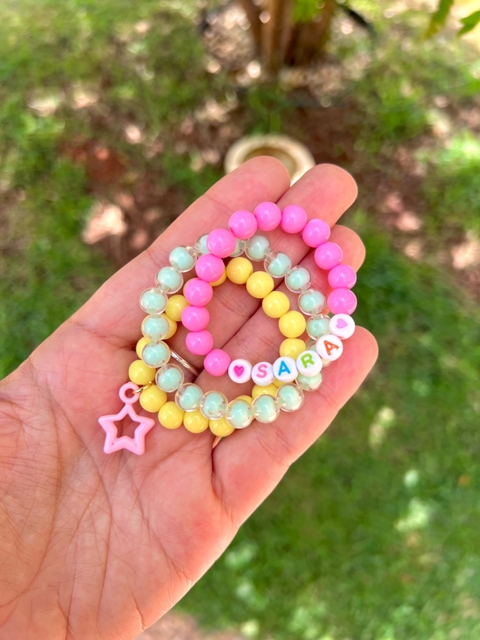 pulseira escolar com nome