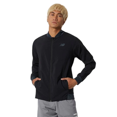 CAMPERA NEW BALANCE TENACITY STRETCH WOVEN NEGRO - comprar online