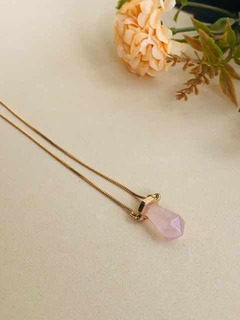 COLAR PRISMA GEOMETRICO QUARTZO ROSA