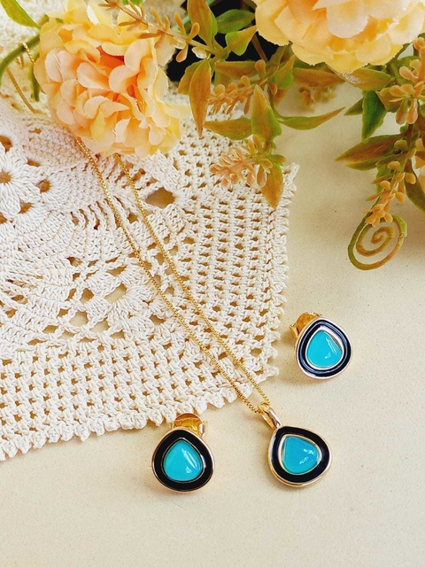 CONJUNTO ESMALTADO COM A PEDRA NATURAL AGATHA AZUL