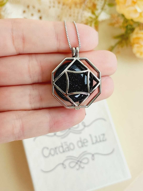 COLAR RELICÁRIO CÁPSULA OCTOGONAL GEOMÉTRICO COM PEDRA NATURAL