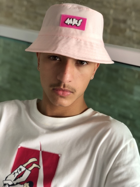 BUCKET ROSA BEBE ETIQUETA EMBORRACHADA PINK