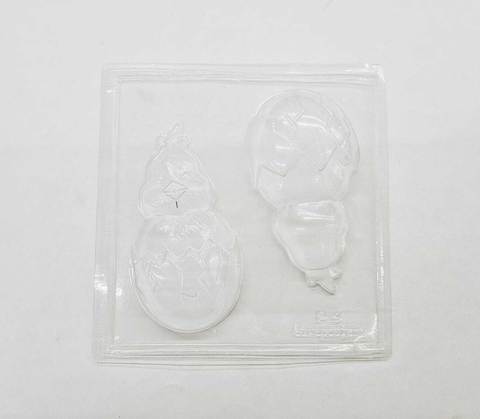 Molde pollito con cascarón