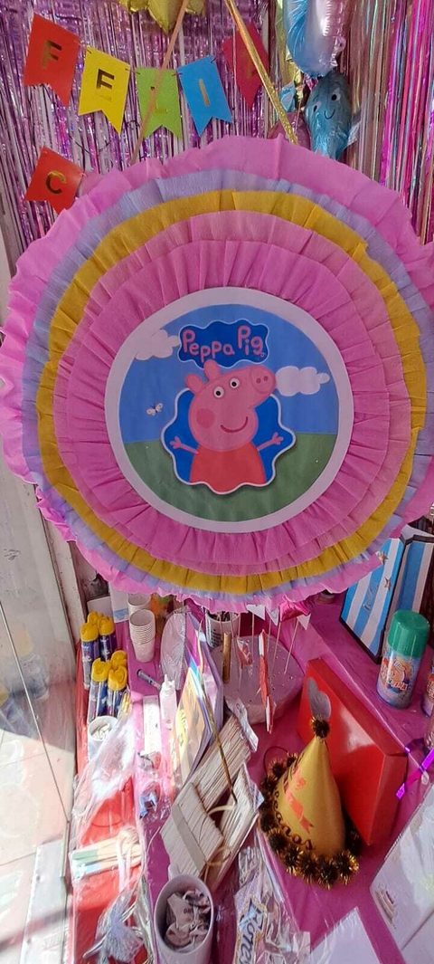 Piñata de carton "PEPPA PIG"