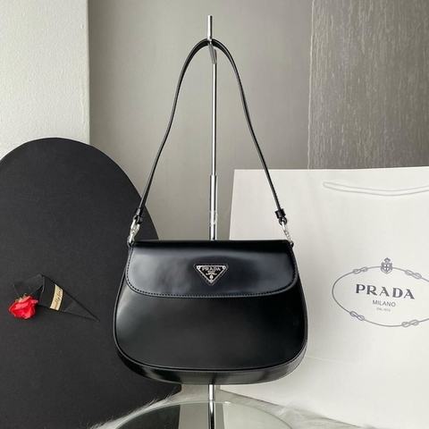 Bolsa Cléo Escovado com Aba