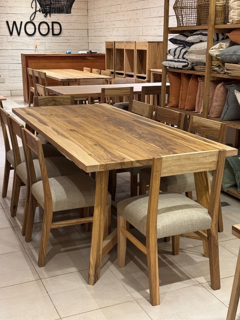 Mesa modelo griego 2.30x1.00 Petiribi macizo + 8 oregon tapizadas - stock- - comprar online