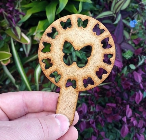 Marcador de MDF para Chimarrão " Borboletinhas "