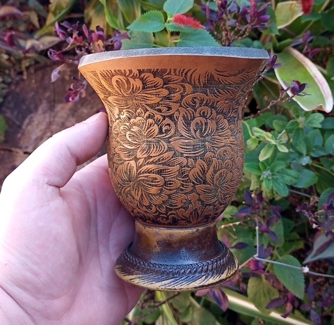 Cuia Porongo Pé de Massa Gravação Co2 360° " Arabesco Flor " 22 - comprar online