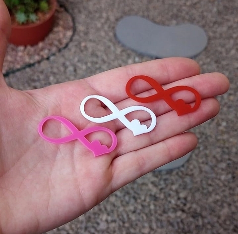 Kit 3 Peças Enfeites de Acrílico para Chimarrão " Infinito Coração " n1
