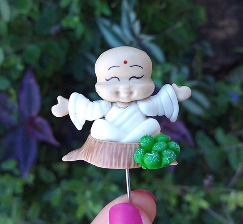 Enfeite de Chimarrão " Buda Branco Meditando "