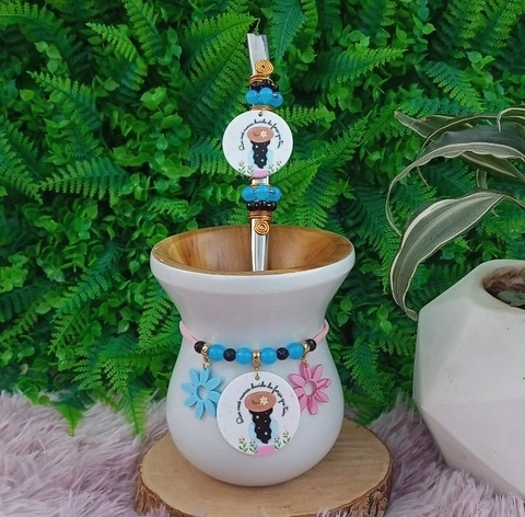 Kit Chimarrão 3 Peças Cuia + Bomba 37 + Pulseira 107 " Que você nunca duvide da força que tem