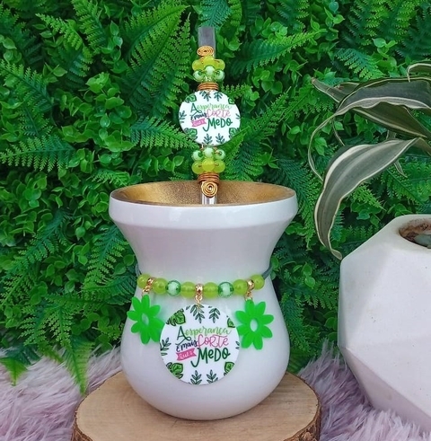Kit Chimarrão 3 Peças Cuia + Bomba 28 + Pulseira 81 " A esperança é mais forte que o medo "