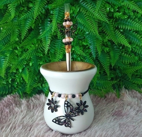 Kit Chimarrão 3 Peças Cuia + Bomba 56 + Pulseira 101 " Borboleta Preto Festa "