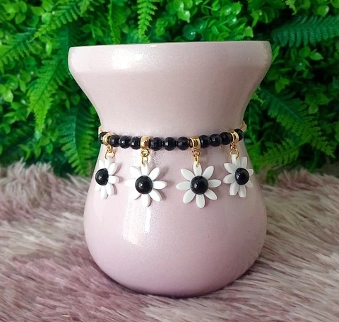 Pulseira de Cuia " 4 Margaridas Preto " 111