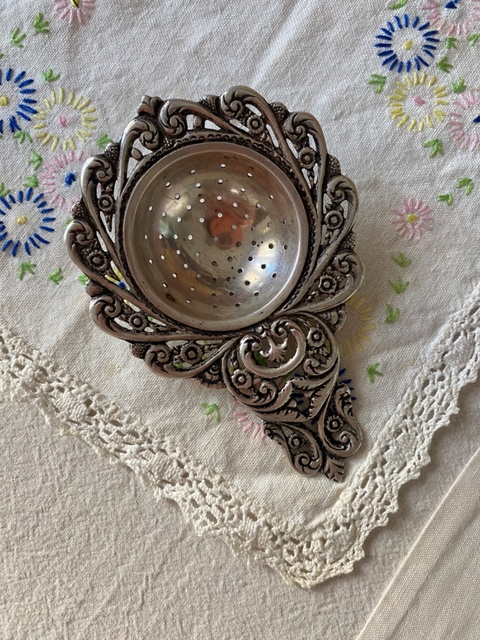 Colador de te antiguo