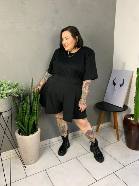 Short Godê Preto Alfaiataria Plus Size