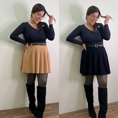 Saia plissada modal nude na internet