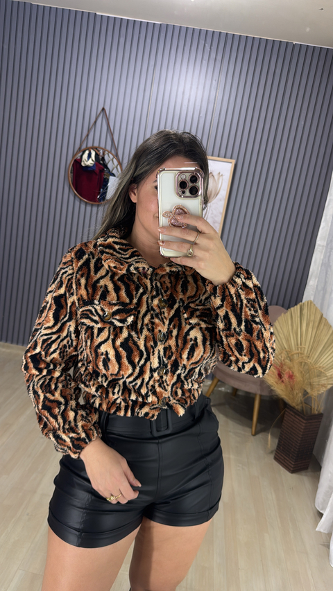 Blusa ted botoes