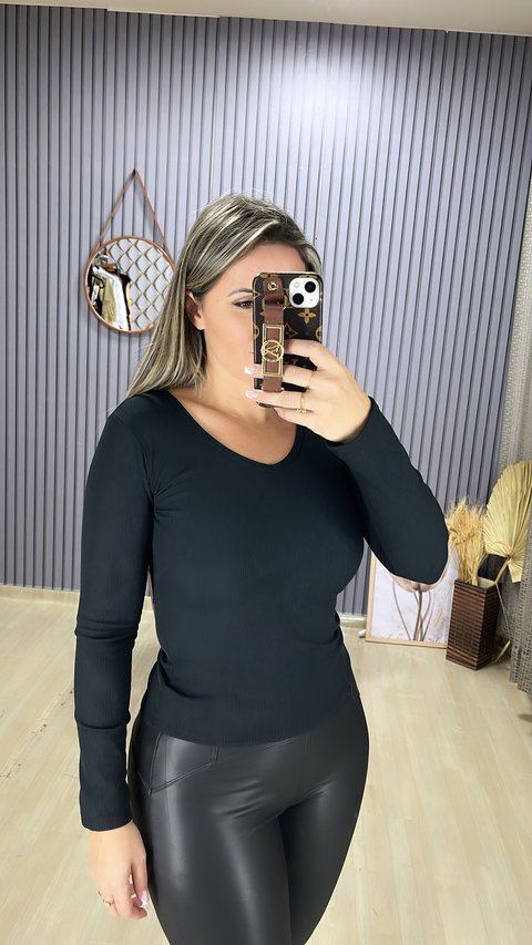 Blusa básica térmica canelada V - comprar online