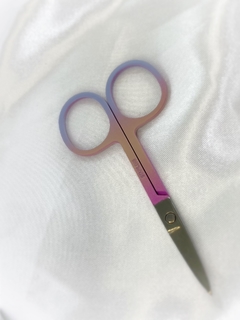 Tesoura para sobrancelhas / Cílios Postiços - Miss Frandy - Store Samara Lima Make Up