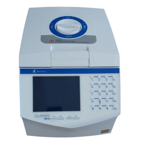 TERMOCICLADOR GRADIENTE LCD DE 5,7", FAIXA TEMPERATURA 0°-100°C RAMPA AQUECIMENTO: 4°C/S E RESFRIAMENTO: 3,5°C/S COM 1 BLOCO 96 X 0,2ML