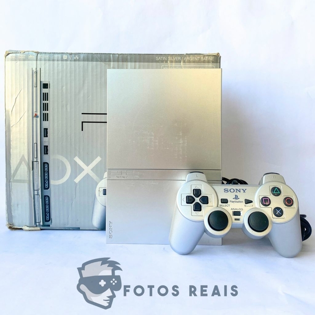 CONSOLE PLAYSTATION 2 SLIM PRATA SATIM SILVER NA CAIXA