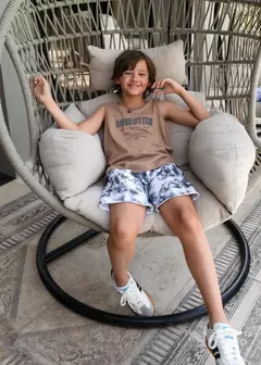 MUSCULOSA CON EST MANHATTAN en internet